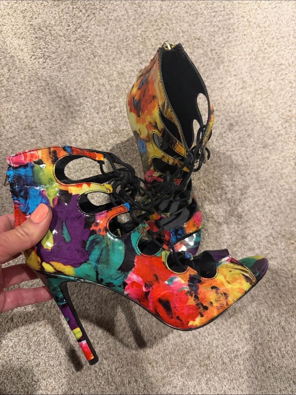 Steve Madden Stilettos heels Multicolor rainbow tie dye lace up colorful size 9